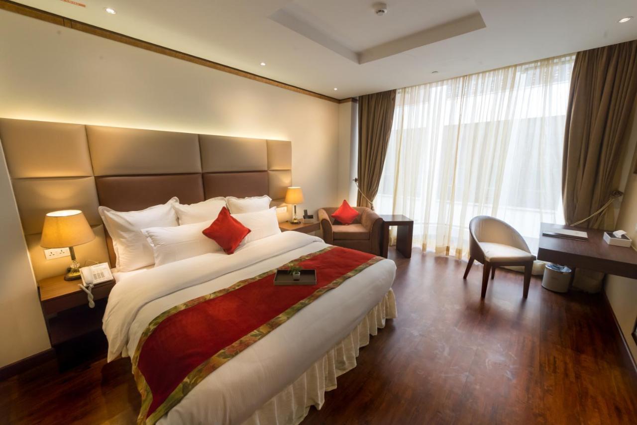 Luxus Grand Hotel Lahore Luaran gambar